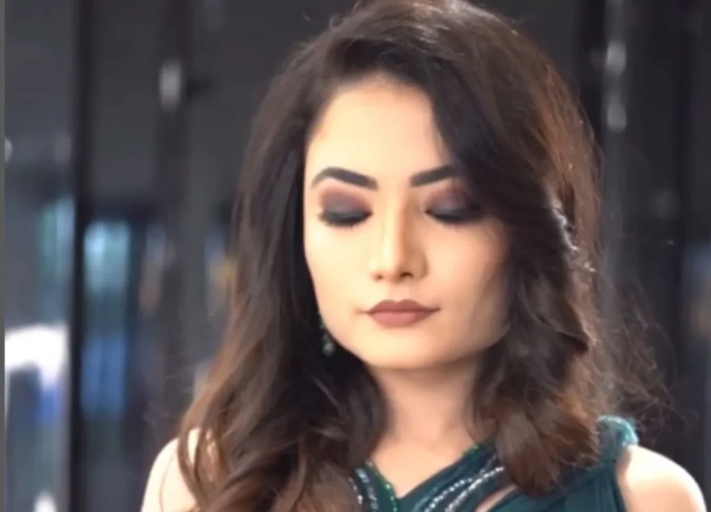 Cocktail Party Makeup and Hair